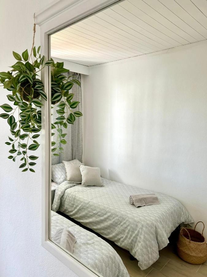 Menorca Chic Apartment Near Beach & Harbour Cala en Bosc Exterior photo