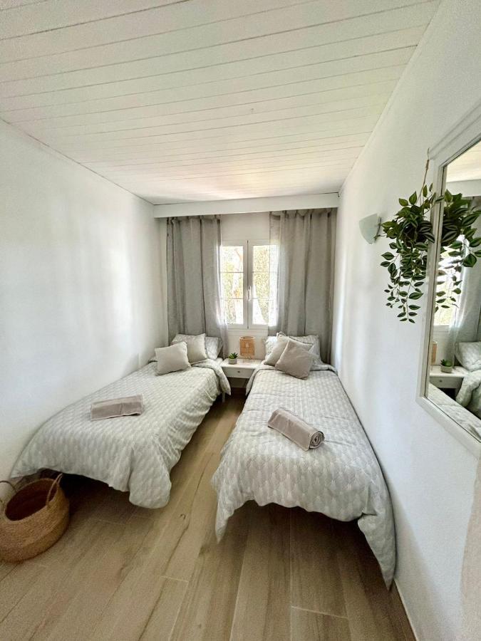 Menorca Chic Apartment Near Beach & Harbour Cala en Bosc Exterior photo