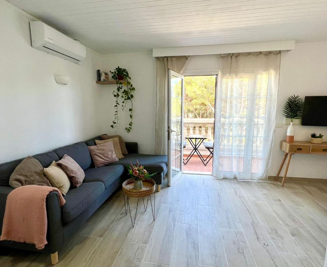 Menorca Chic Apartment Near Beach & Harbour Cala en Bosc Exterior photo